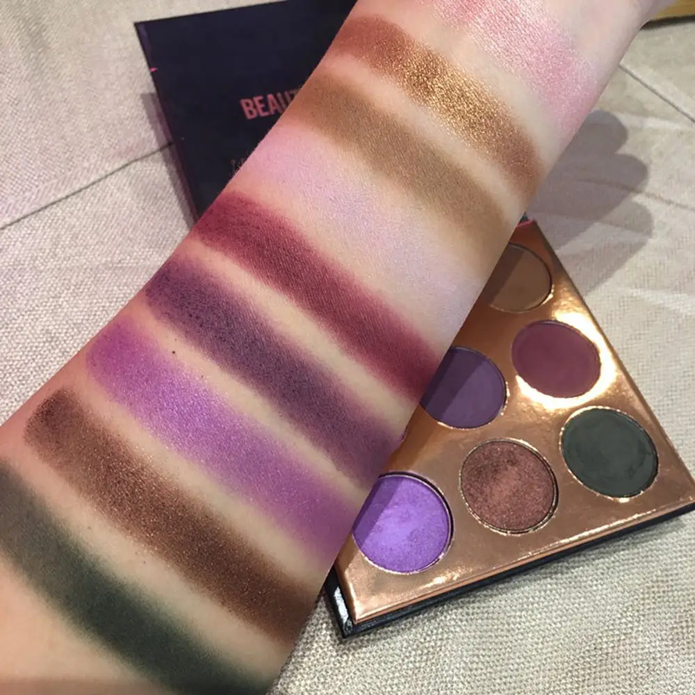 New Arrival Fashion eyeshadow palette matte eyeshadow palette Pigmented Eye Shadow Powder Waterproof Natural Charming Makeup set
New Arrival Fashion eyeshadow palette matte eyeshadow palette Pigmented Eye Shadow Powder Waterproof Natural Charming Makeup set