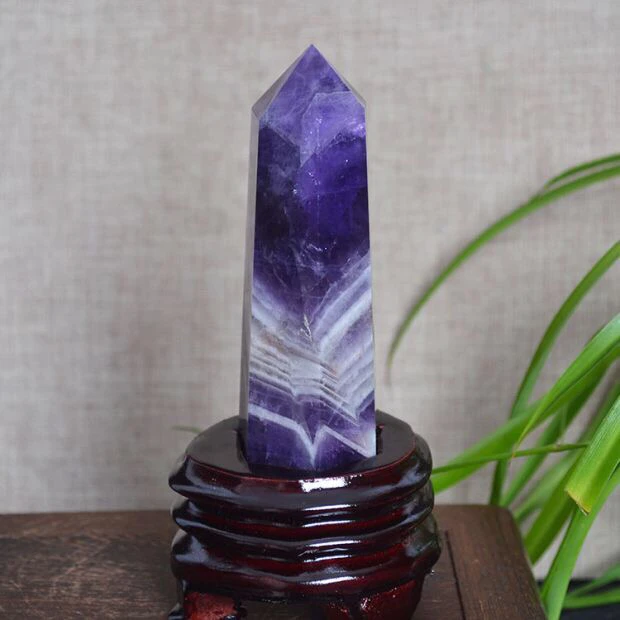 6 inches tall Natural Dream Amethyst Quartz Obelisk Large Crystal Wand Point Healing Fengshui for home decoration
6 inches tall Natural Dream Amethyst Quartz Obelisk Large Crystal Wand Point Healing Fengshui for home decoration