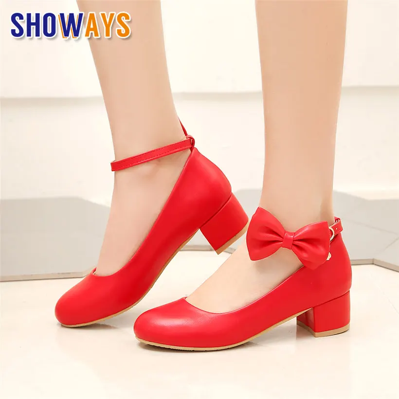 Sweet White Women Pumps 4cm Mid Block Heels Round Toe Red PU Leather Casual Party Bridal Bowtie Ankle Strap Lolita Ladies Shoes
Sweet White Women Pumps 4cm Mid Block Heels Round Toe Red PU Leather Casual Party Bridal Bowtie Ankle Strap Lolita Ladies Shoes