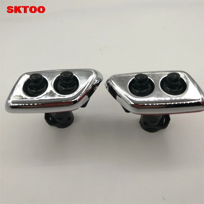 SKTOO For Chrysler300C 05-07 Headlight Lamp Washer Wiper Spray Nozzle Jet Front Bumper Water Spray Nozzle Water Jet Left & Right
SKTOO For Chrysler300C 05-07 Headlight Lamp Washer Wiper Spray Nozzle Jet Front Bumper Water Spray Nozzle Water Jet Left & Right
