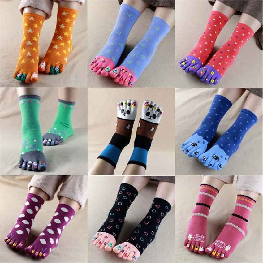 A pair cartoon cotton Warm Soft Anime 5 Toes Socks Funky Socks Five fingers socks for girl or women
A pair cartoon cotton Warm Soft Anime 5 Toes Socks Funky Socks Five fingers socks for girl or women