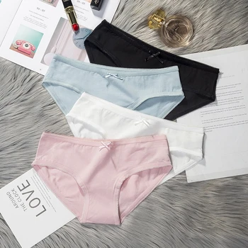 Japanese bow cotton pure color ladies lace seamless underwear in the low waist Slim breathable girls sexy cute triangle briefs
Japanese bow cotton pure color ladies lace seamless underwear in the low waist Slim breathable girls sexy cute triangle briefs