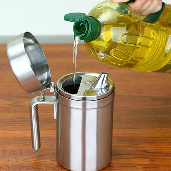 Large Size Stainless Steel Olive Oil Bottle Oil Pot with Cover Honey Pourer Dust-proof Soy Sauce Vinegar Storage Kitchen Tools 
Large Size Stainless Steel Olive Oil Bottle Oil Pot with Cover Honey Pourer Dust-proof Soy Sauce Vinegar Storage Kitchen Tools