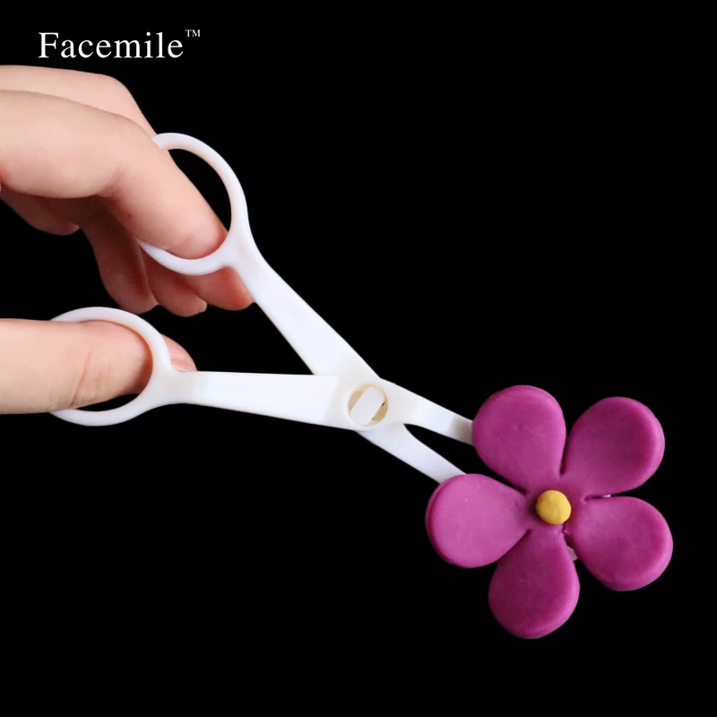 13CM Scissor Transfer Fondant Gift Deco Cut Flower Receptacle Model Tool Detachable Blade Lifter Gift Piping Scissor 52034
13CM Scissor Transfer Fondant Gift Deco Cut Flower Receptacle Model Tool Detachable Blade Lifter Gift Piping Scissor 52034