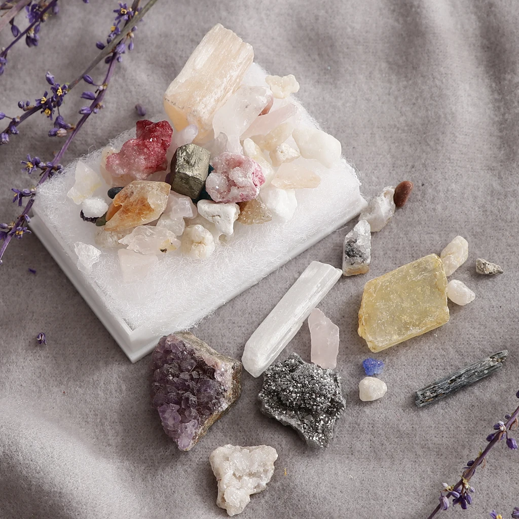 Rock & Mineral Collection PK218 Geology Science Kit Earth Science Toy - Mixed Minerals