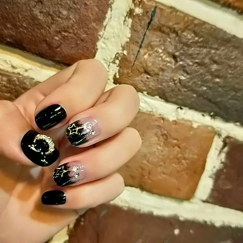 24* Classic Gradient Black Stars Fake Nail Tips Fashion Shiny Paillette Punk Full Cover Short Round Press On The Nails With Glue
24* Classic Gradient Black Stars Fake Nail Tips Fashion Shiny Paillette Punk Full Cover Short Round Press On The Nails With Glue