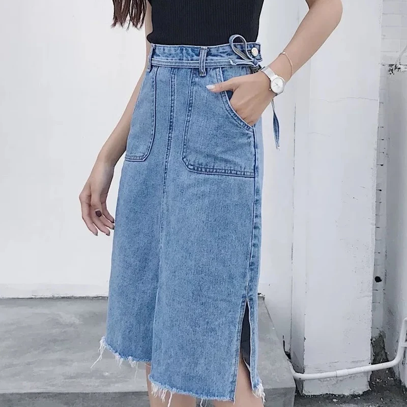 A Line Midi Denim Skirt For Women Knee Length High Waist Jeans Skirt Summer Casual Pockets Split Mid Long Denim Skirt Female
A Line Midi Denim Skirt For Women Knee Length High Waist Jeans Skirt Summer Casual Pockets Split Mid Long Denim Skirt Female