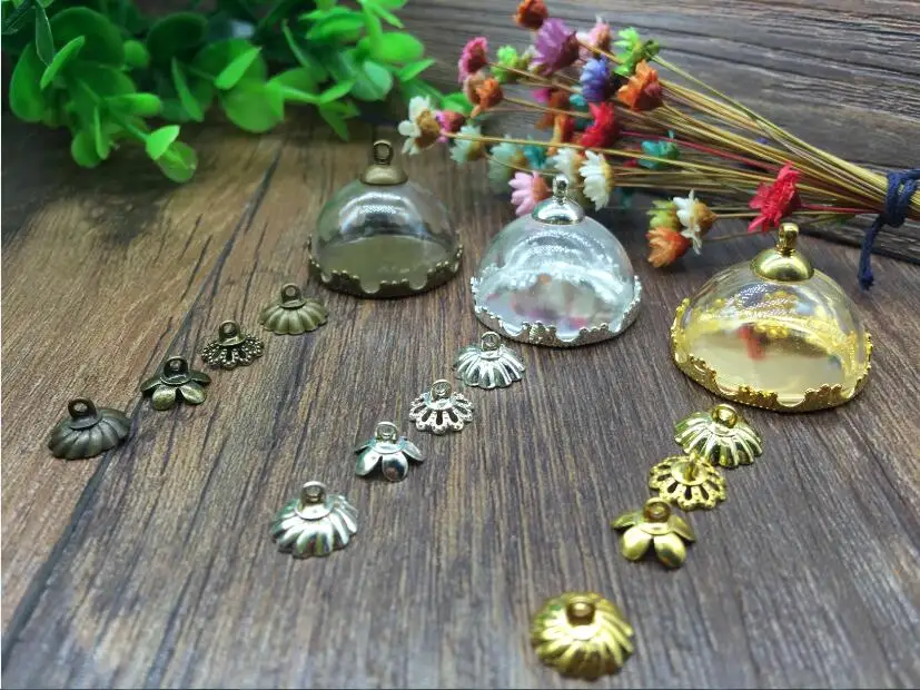 20sets/lot bronze/silver/gold queen crown base tray with 25mm half round glass dome inserts Charm vial pendants necklace sets
20sets/lot bronze/silver/gold queen crown base tray with 25mm half round glass dome inserts Charm vial pendants necklace sets