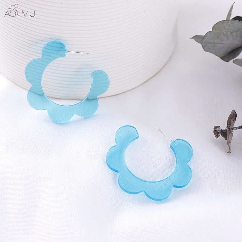 AOMU Sweet Exaggeration Acrylic Transparent Blue Flower C-shaped Big Hoop Earrings for Women Girl Party Gift Jewelry Bijoux
AOMU Sweet Exaggeration Acrylic Transparent Blue Flower C-shaped Big Hoop Earrings for Women Girl Party Gift Jewelry Bijoux