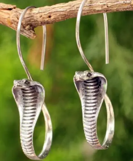 2019 New Antique Silver Color king cobra snake Charm Drop Earring, Dangle Earrings For Womens
2019 New Antique Silver Color king cobra snake Charm Drop Earring, Dangle Earrings For Womens