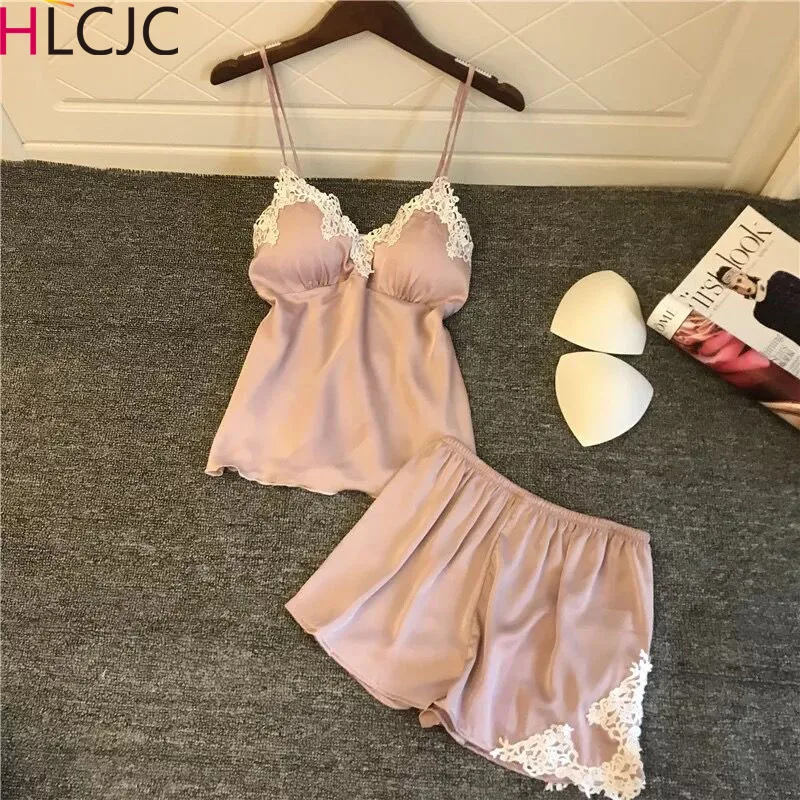 Summer Pink Silk Pajamas for Women Pijama Satin Sleepwear Sexy Pajama Sets 2 Piece Set Short Pants Pyjamas with Chest Pad
Summer Pink Silk Pajamas for Women Pijama Satin Sleepwear Sexy Pajama Sets 2 Piece Set Short Pants Pyjamas with Chest Pad