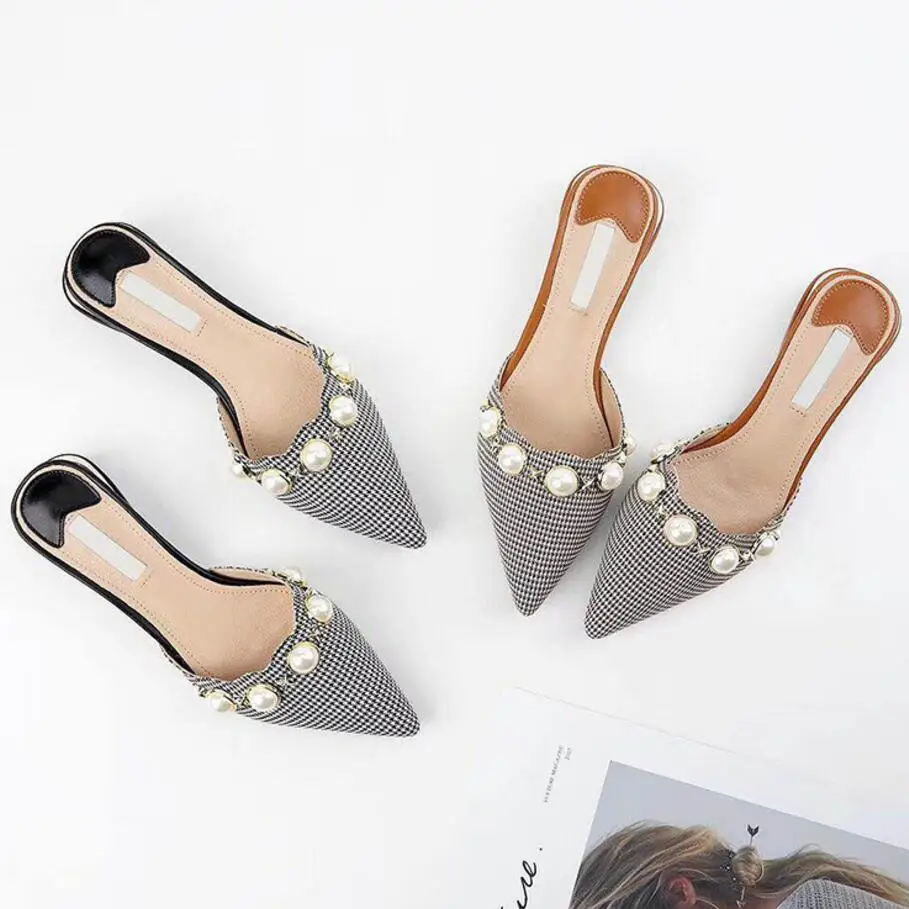closed pointed toe pearl slippers women black white plaid sandals designer metal heel flip flops ladies checkered slides y755
closed pointed toe pearl slippers women black white plaid sandals designer metal heel flip flops ladies checkered slides y755