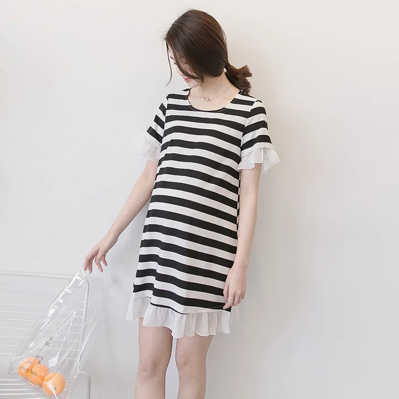 2018 Summer New Loose Striped Fashion Wild Chiffon Maternity Dress Short Sleeve Lace Fashion Dress Summer Maternity Dresses
2018 Summer New Loose Striped Fashion Wild Chiffon Maternity Dress Short Sleeve Lace Fashion Dress Summer Maternity Dresses