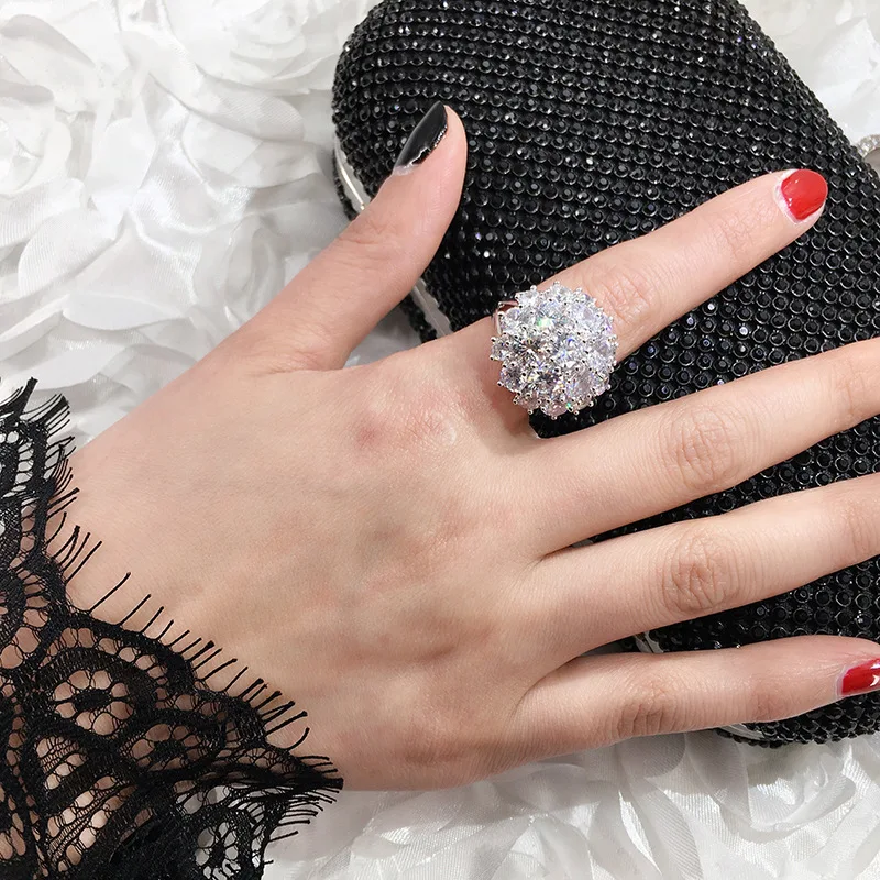 Double Fair Luxury Hyperbole Shining Crystal Hydrangea Flower Zircon White Gold Color Ring For Women Gift Fashion Jewelry KCR228
Double Fair Luxury Hyperbole Shining Crystal Hydrangea Flower Zircon White Gold Color Ring For Women Gift Fashion Jewelry KCR228