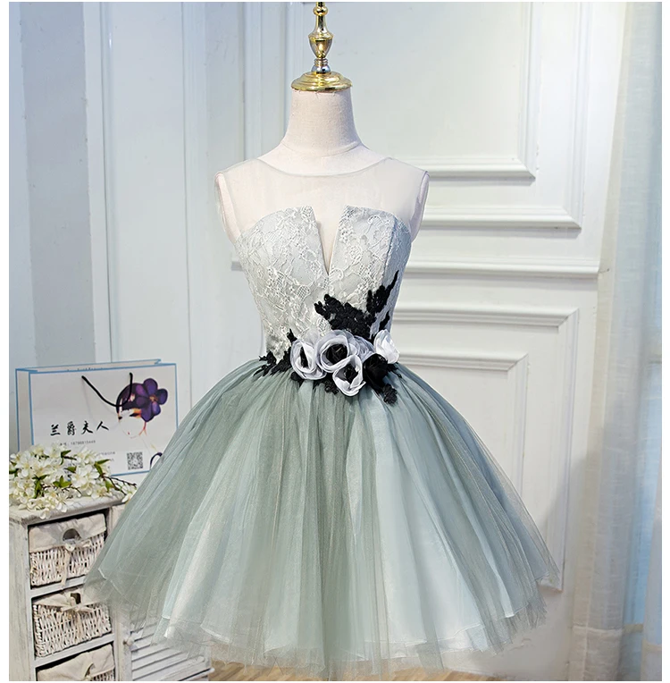 luxury grey waist flowers short lolita dress see through backside buttons/cartoon/carnival cosplay
luxury grey waist flowers short lolita dress see through backside buttons/cartoon/carnival cosplay