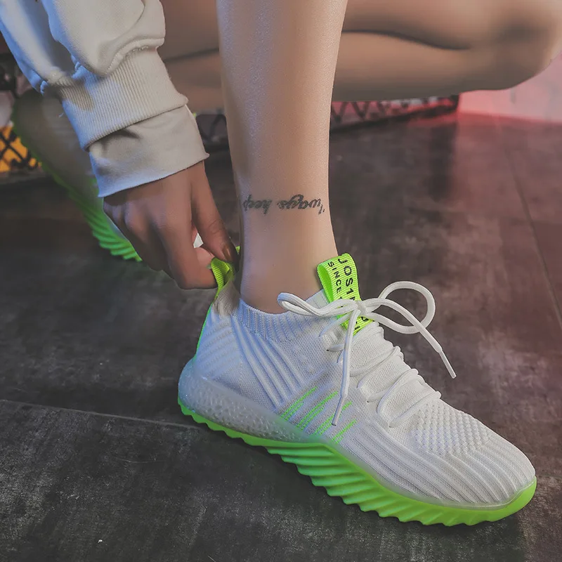 Women's Ultra Light Breathable Running Comfortable Shoes Outdoor Jogging Shoes Platform Mesh Stretch Socks Shoes Sports Shoes
Women's Ultra Light Breathable Running Comfortable Shoes Outdoor Jogging Shoes Platform Mesh Stretch Socks Shoes Sports Shoes