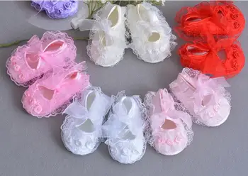 Six colors shoes Princess Cute Newborn Infant Baby Girls Lace ornament Crib Shoes Soft Sole Anti-slip for bebe reborn doll
Six colors shoes Princess Cute Newborn Infant Baby Girls Lace ornament Crib Shoes Soft Sole Anti-slip for bebe reborn doll