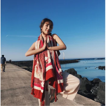 HOT Summer European Bohemian big scarf for ladies cotton printed flowers shawl sun block beach travel scarves pashmina hijab
HOT Summer European Bohemian big scarf for ladies cotton printed flowers shawl sun block beach travel scarves pashmina hijab