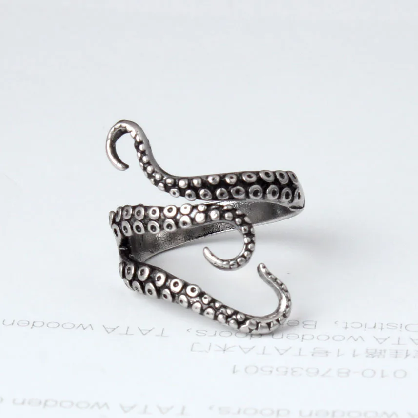 European and American retro open ring male Octopus silver-plated ring animal Octopus ring
European and American retro open ring male Octopus silver-plated ring animal Octopus ring
