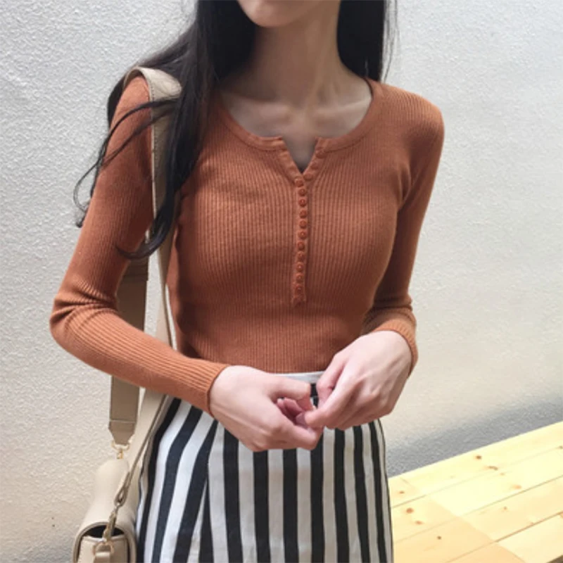 V Neck White Sweaters Women Autumn Winter Long Sleeve Sexy Slim Tops Solid Streetwear Knitted Korean Pullover 6 Colors
V Neck White Sweaters Women Autumn Winter Long Sleeve Sexy Slim Tops Solid Streetwear Knitted Korean Pullover 6 Colors