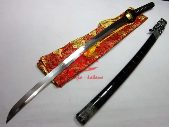 Clay tempered t-10 blade katana iron cherry blossom tsuba battle ready sharpened sword
Clay tempered t-10 blade katana iron cherry blossom tsuba battle ready sharpened sword