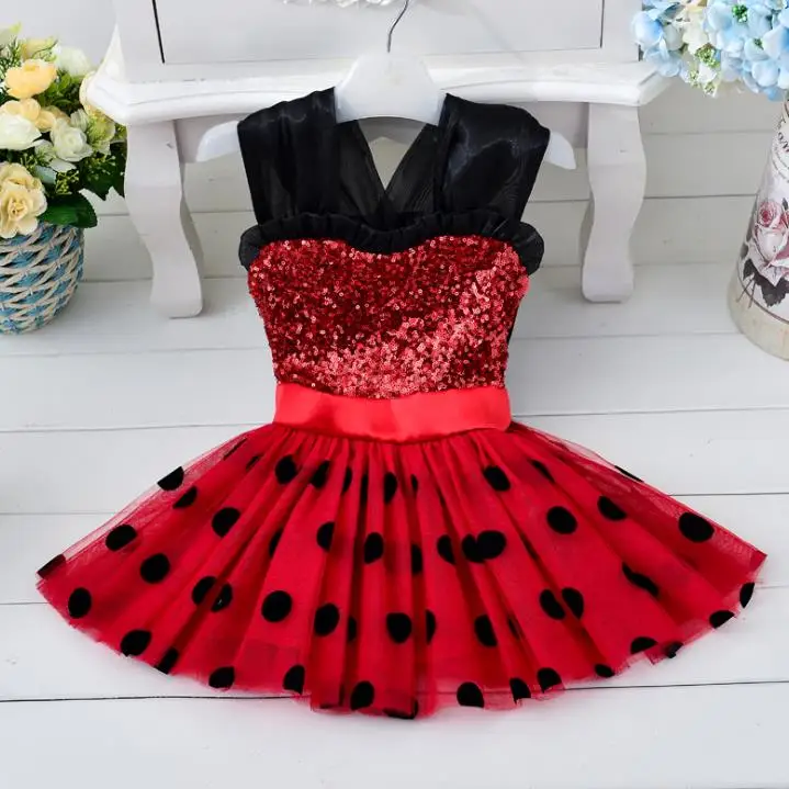 Cutest new girls england style children wedding clothing baby girls clothes sequined minnie dot princess dress robes de soiree
Cutest new girls england style children wedding clothing baby girls clothes sequined minnie dot princess dress robes de soiree