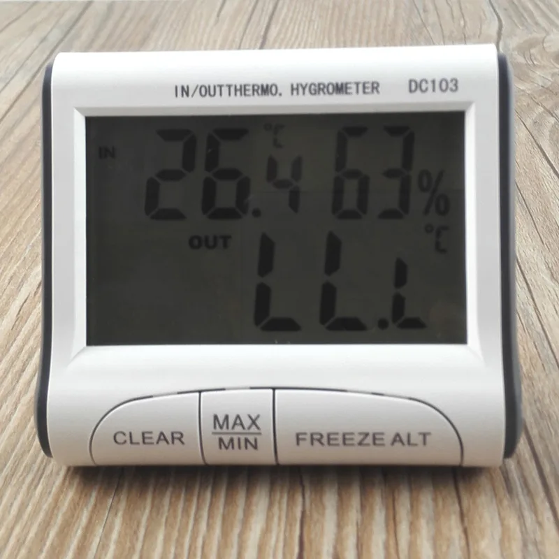 3878798425_1827246315