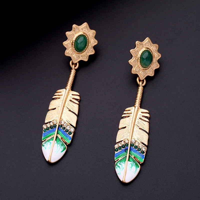 New Gold Color Alloy Enamel Crystal Feather Long Earrings Charming Brincos Women Jewelry in box
New Gold Color Alloy Enamel Crystal Feather Long Earrings Charming Brincos Women Jewelry in box