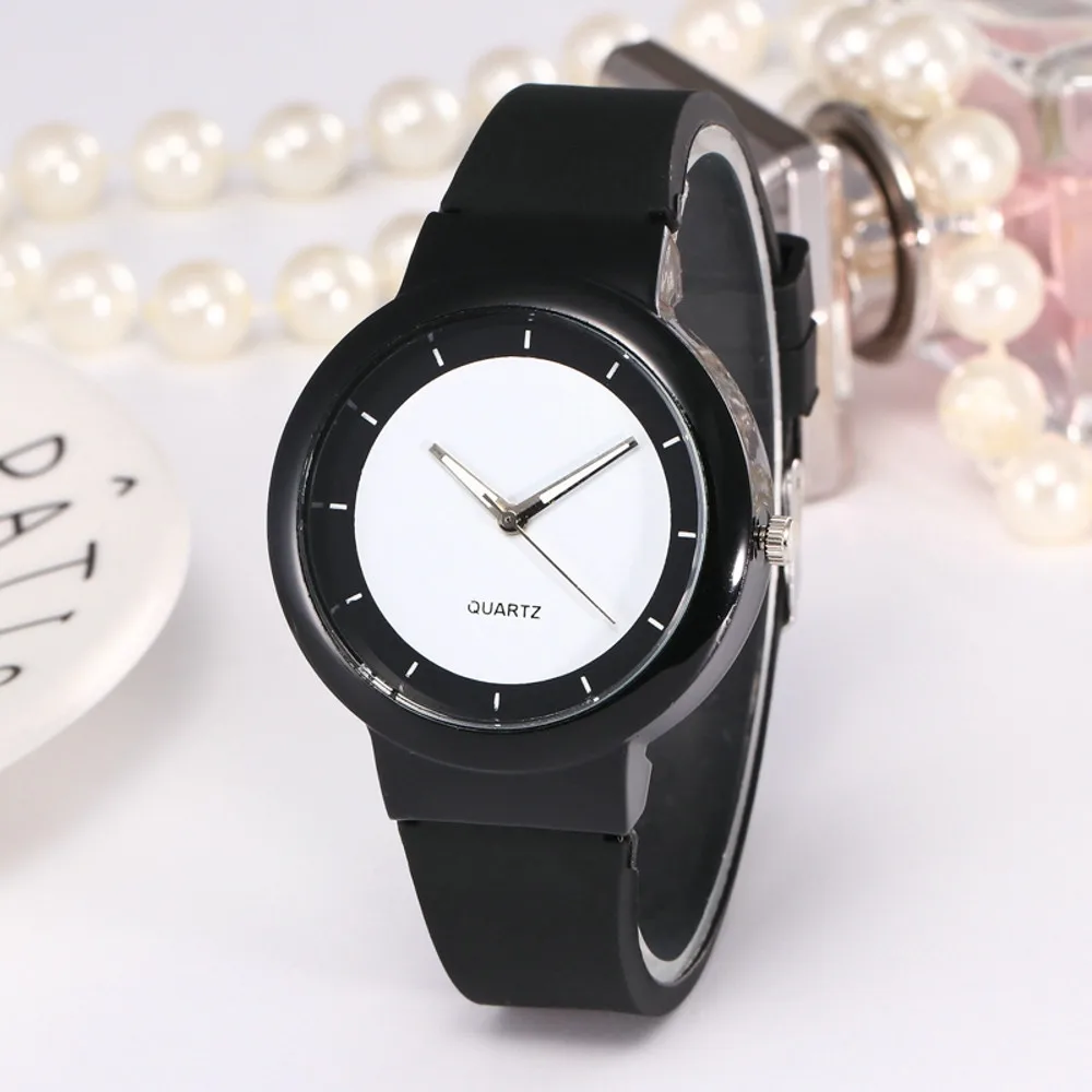 Strap Analog Quartz Round Watch Woman Fashion Casual Silicone Geneva Roman Numerals Clock
Strap Analog Quartz Round Watch Woman Fashion Casual Silicone Geneva Roman Numerals Clock