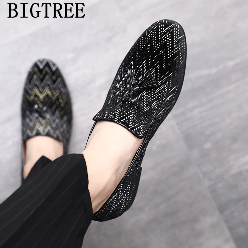 dress shoes men elegant official shoes men classic italian brand office shoes men formal big size sepatu slip on pria ayakkabı
dress shoes men elegant official shoes men classic italian brand office shoes men formal big size sepatu slip on pria ayakkabı