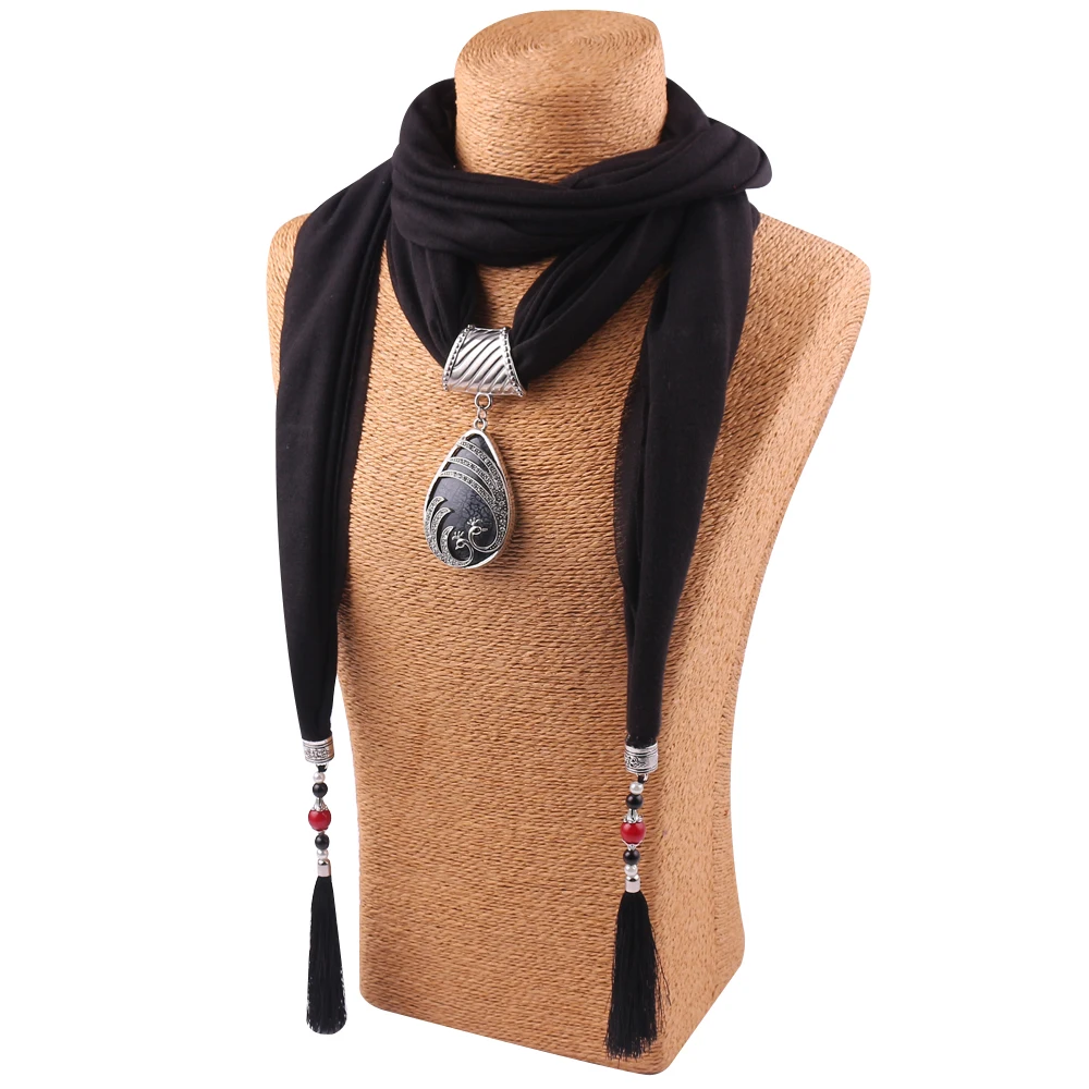 2019 luxury ladies jewelry drop pendant tassel solid color cotton peacock scarf necklace ladies ethnic style accessories
2019 luxury ladies jewelry drop pendant tassel solid color cotton peacock scarf necklace ladies ethnic style accessories