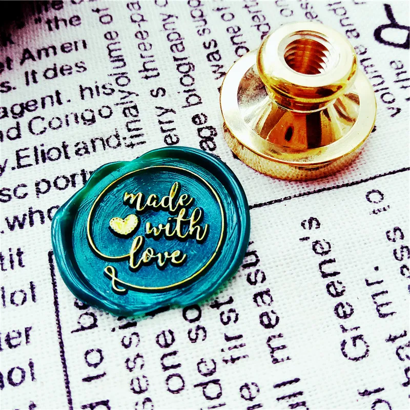Made with Love wax seal stamp/ Made with heart /wax sealing kit /Wax seal Gift Package /Gift for him/Gift for her/
Made with Love wax seal stamp/ Made with heart /wax sealing kit /Wax seal Gift Package /Gift for him/Gift for her/
