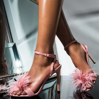2019 Runway Tassels Feather Women Stiletto Sandals Open Toe Thin High Heels Party Wedding Shoes Woman Buckle Strap Strip Sandals
2019 Runway Tassels Feather Women Stiletto Sandals Open Toe Thin High Heels Party Wedding Shoes Woman Buckle Strap Strip Sandals