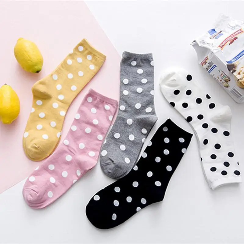 Autumn Winter Cute Ladies Socks Women Loose Retro Casual Style Polka Dot Socks Harajuku Sox
Autumn Winter Cute Ladies Socks Women Loose Retro Casual Style Polka Dot Socks Harajuku Sox