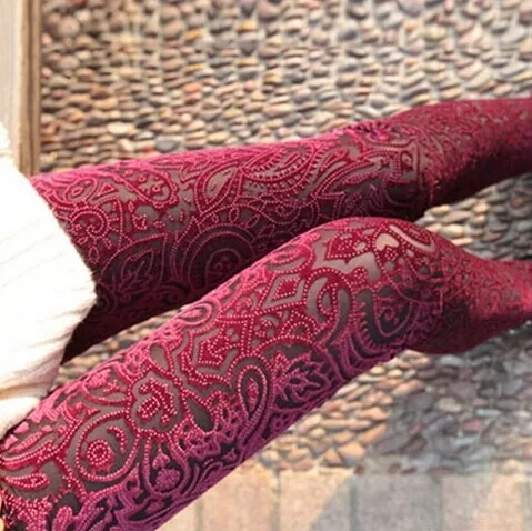 Spring and autumn style new bud silk hollow out nine minutes of pants Net yarn faux fur splicing women leggings roses
Spring and autumn style new bud silk hollow out nine minutes of pants Net yarn faux fur splicing women leggings roses
