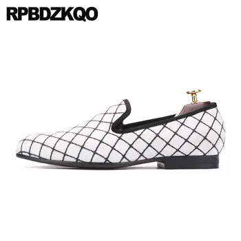 New Velvet Casual Shoes Men Brand Large Size British Style Runway Plaid Loafers Fashion Italian 46 European 11 Smoking Slippers
New Velvet Casual Shoes Men Brand Large Size British Style Runway Plaid Loafers Fashion Italian 46 European 11 Smoking Slippers