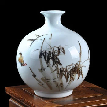 ceramics Peng Xiaoqing Qingfeng bamboo vase hand-painted modern minimalist decoration Home Furnishing pomegranate
ceramics Peng Xiaoqing Qingfeng bamboo vase hand-painted modern minimalist decoration Home Furnishing pomegranate