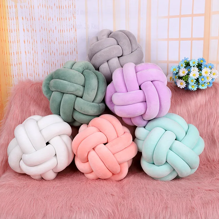 Decorative Pillows INS Nordic Cushion Innovative Handmade Knotted Knot Ball Home Baby Sweet Pillow Cushion Simple Car Cushions
Decorative Pillows INS Nordic Cushion Innovative Handmade Knotted Knot Ball Home Baby Sweet Pillow Cushion Simple Car Cushions