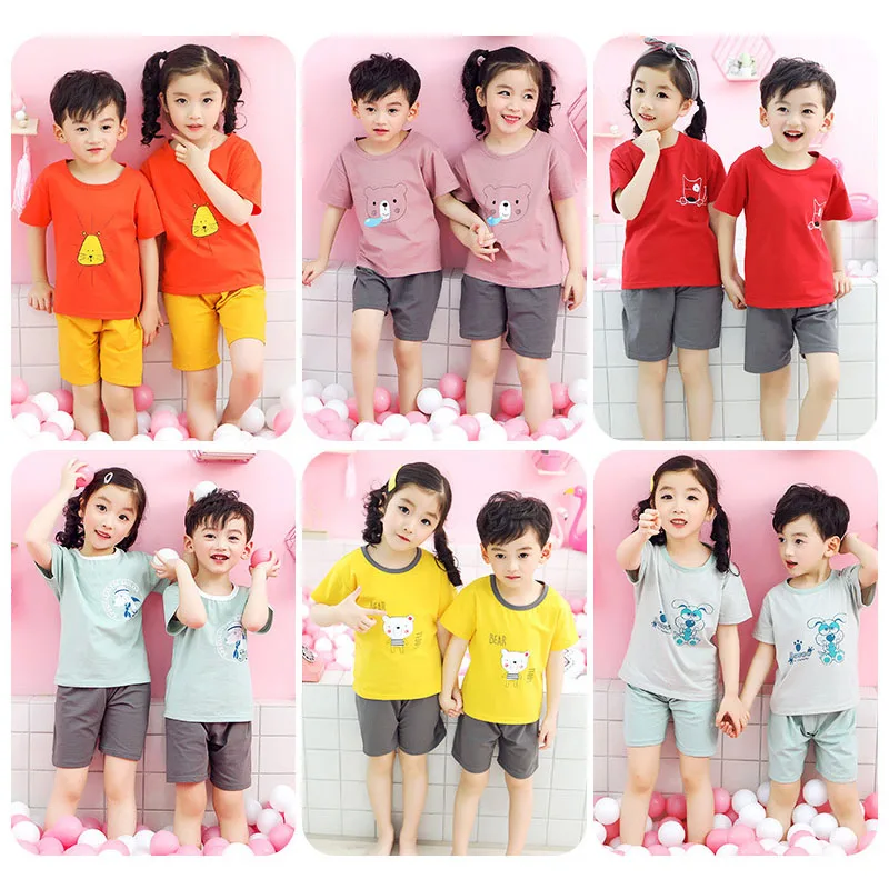 2019 summer boy and girl short-sleeved shorts suit children's new cartoon letter printing white yellow clothes shorts two-piece
2019 summer boy and girl short-sleeved shorts suit children's new cartoon letter printing white yellow clothes shorts two-piece
