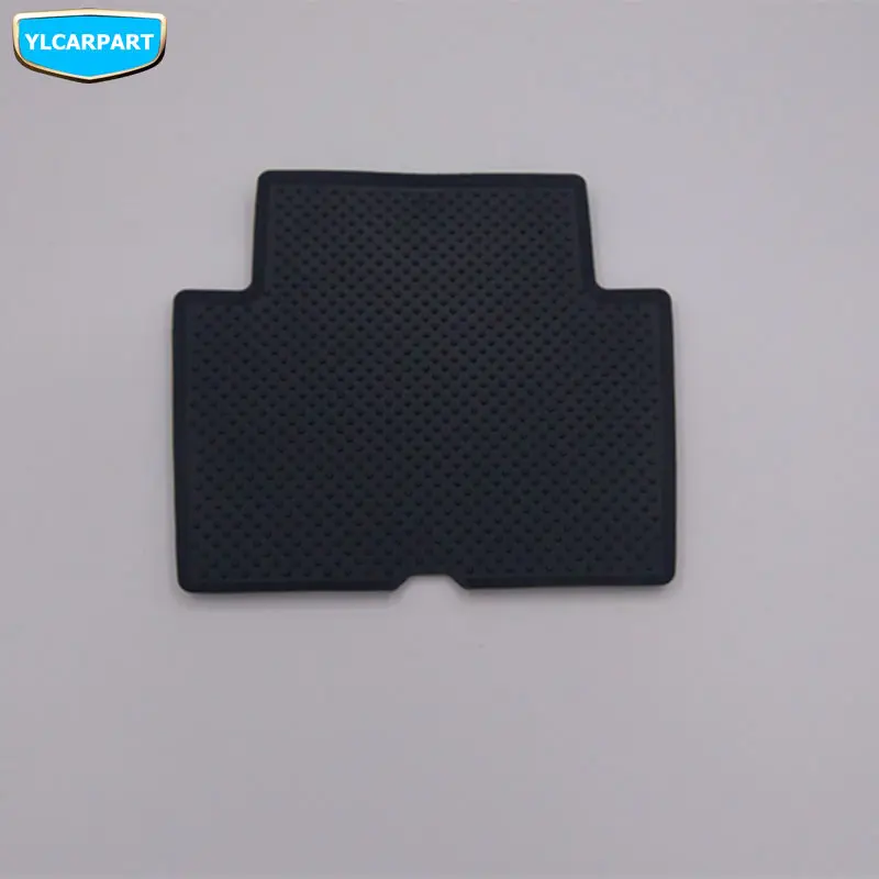 For Geely new Emgrand 7 EC7 EC715 EC718 Emgrand7 ,EC7-EV,EV,Car dashboard storage box mat
For Geely new Emgrand 7 EC7 EC715 EC718 Emgrand7 ,EC7-EV,EV,Car dashboard storage box mat