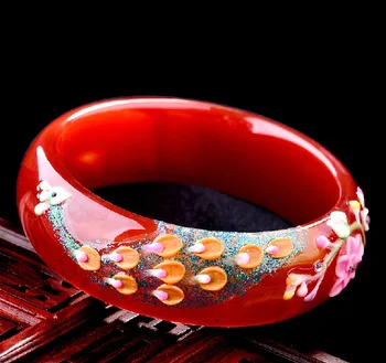 Brazil red natural agate bracelet painted peacock carved shell inlaid jewelry bracelet female.
Brazil red natural agate bracelet painted peacock carved shell inlaid jewelry bracelet female.