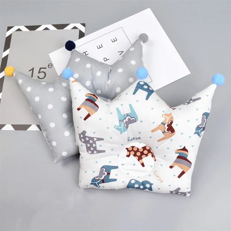 Baby Shaping Pillow Prevent Flat Head Infants Crown Dot Bedding Pillows Newborn Boy Girl Room Decoration Accessories 0-24 Month
Baby Shaping Pillow Prevent Flat Head Infants Crown Dot Bedding Pillows Newborn Boy Girl Room Decoration Accessories 0-24 Month