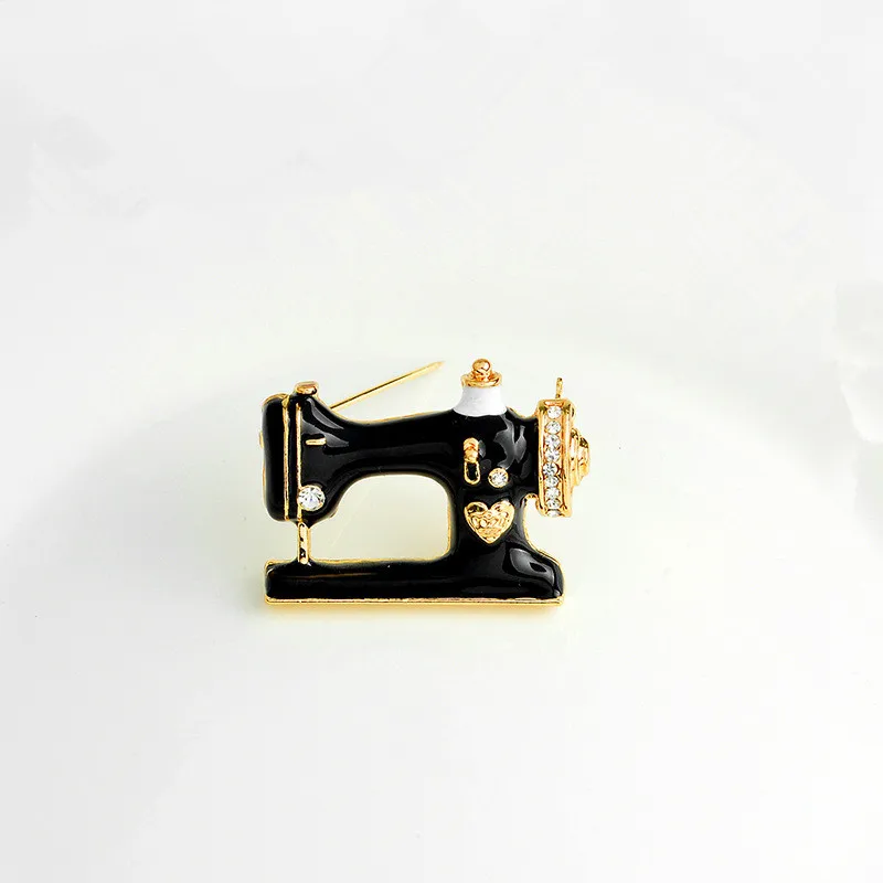 MISANANRYNE Hot Sale Women Men Jewelry Fashion Brooches Pins Palace Sewing Machine 2018 New Arrival High Quality Brooches Pins
MISANANRYNE Hot Sale Women Men Jewelry Fashion Brooches Pins Palace Sewing Machine 2018 New Arrival High Quality Brooches Pins