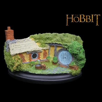 High Quality LOTR Hobbit Hole 35 Bagshot Row Resin Color Painted Statue Sculpture Recast Hobbiton for Kid Gift Child Birthday
High Quality LOTR Hobbit Hole 35 Bagshot Row Resin Color Painted Statue Sculpture Recast Hobbiton for Kid Gift Child Birthday