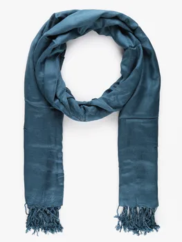 Scarf with fringes
Scarf with fringes
