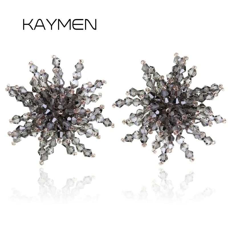New Fashion Flower Design Crystal Stud Earrings by Handmade for Women Wedding Party Gift Nice Luxury Strands Kniiting Earrings 
New Fashion Flower Design Crystal Stud Earrings by Handmade for Women Wedding Party Gift Nice Luxury Strands Kniiting Earrings