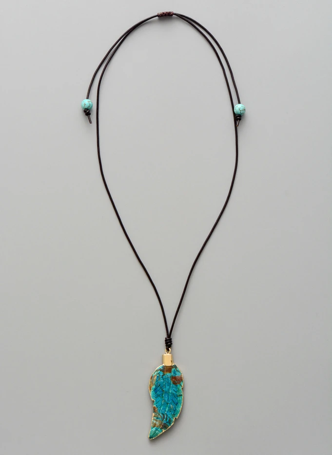 New Womem Necklaces Jewelry Natural Stone Gilded Leaf Leather Cord Pendant Necklace Fashion Necklace Homme Dropshipping
New Womem Necklaces Jewelry Natural Stone Gilded Leaf Leather Cord Pendant Necklace Fashion Necklace Homme Dropshipping