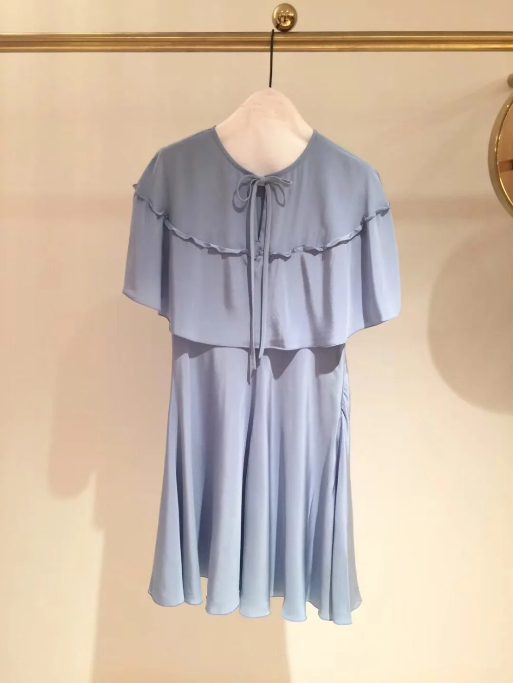 KENVY Brand Fashion Women's Dresses High-end Luxury Summer Elegant Slim Ruffles Silk Dress
KENVY Brand Fashion Women's Dresses High-end Luxury Summer Elegant Slim Ruffles Silk Dress