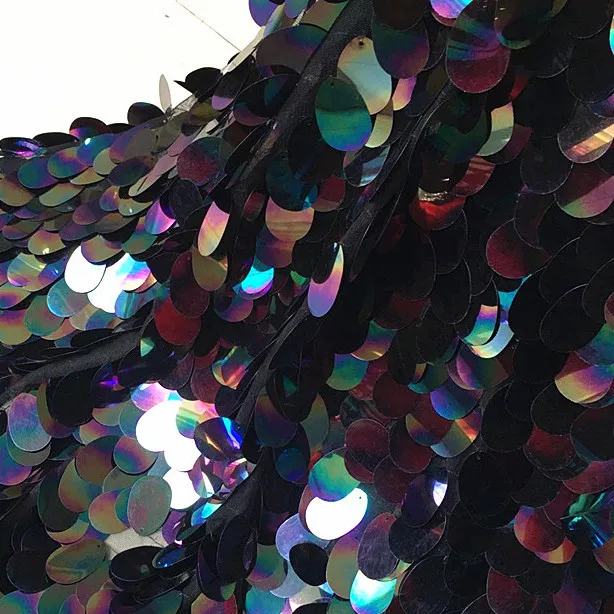 130cm x 90cm Sequins 3 * 4 cm Laser Oval Fabric Rainbow Color Lace Sequins Mesh Gradient Fabrics Holographic Material
130cm x 90cm Sequins 3 * 4 cm Laser Oval Fabric Rainbow Color Lace Sequins Mesh Gradient Fabrics Holographic Material