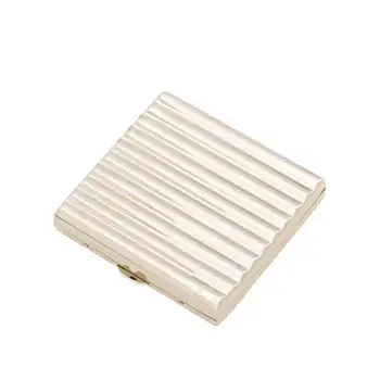 Cigarette Storage Box Ultra-thin Lightweight Cigarette Case Copper Exquisite Portable Cigarette Holder
Cigarette Storage Box Ultra-thin Lightweight Cigarette Case Copper Exquisite Portable Cigarette Holder